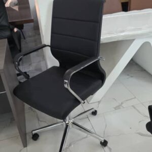 Black Executive Office Chair (Ref: RC10009)