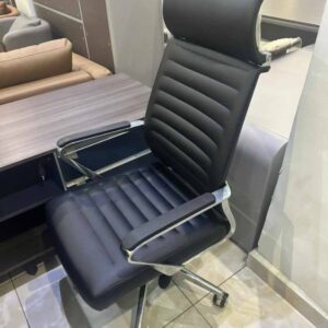 Black Executive Office Chair – Ergonomic & Adjustable Leather Office Seat (Ref: RC10002)
