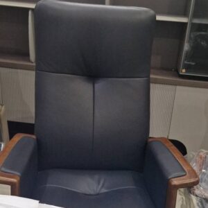 Executive Black Leather Office Chair (Ref: RC10020)