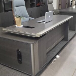 Elegant Wooden Office Table (REF RT0004)